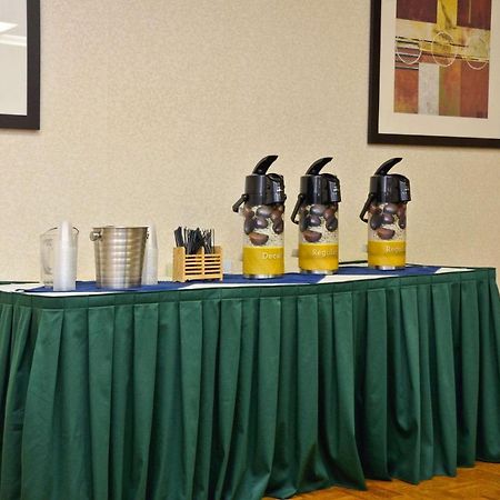 Quality Inn & Conference Center แอครอน ภายนอก รูปภาพ