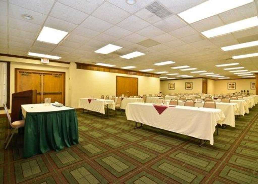 Quality Inn & Conference Center แอครอน ภายนอก รูปภาพ