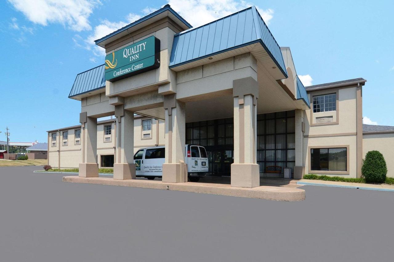 Quality Inn & Conference Center แอครอน ภายนอก รูปภาพ